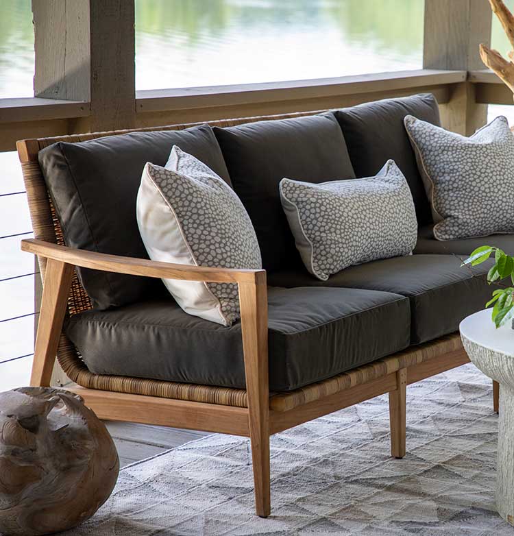 Summer Classics Pointe Collection Lifestyle